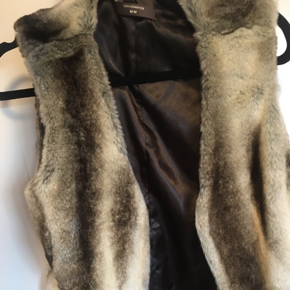 Denver Hayes vegan fur vest/ coat liner - Picture 3 of 5